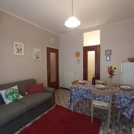 Viale Della Repubblica Appartement Pietra Ligure